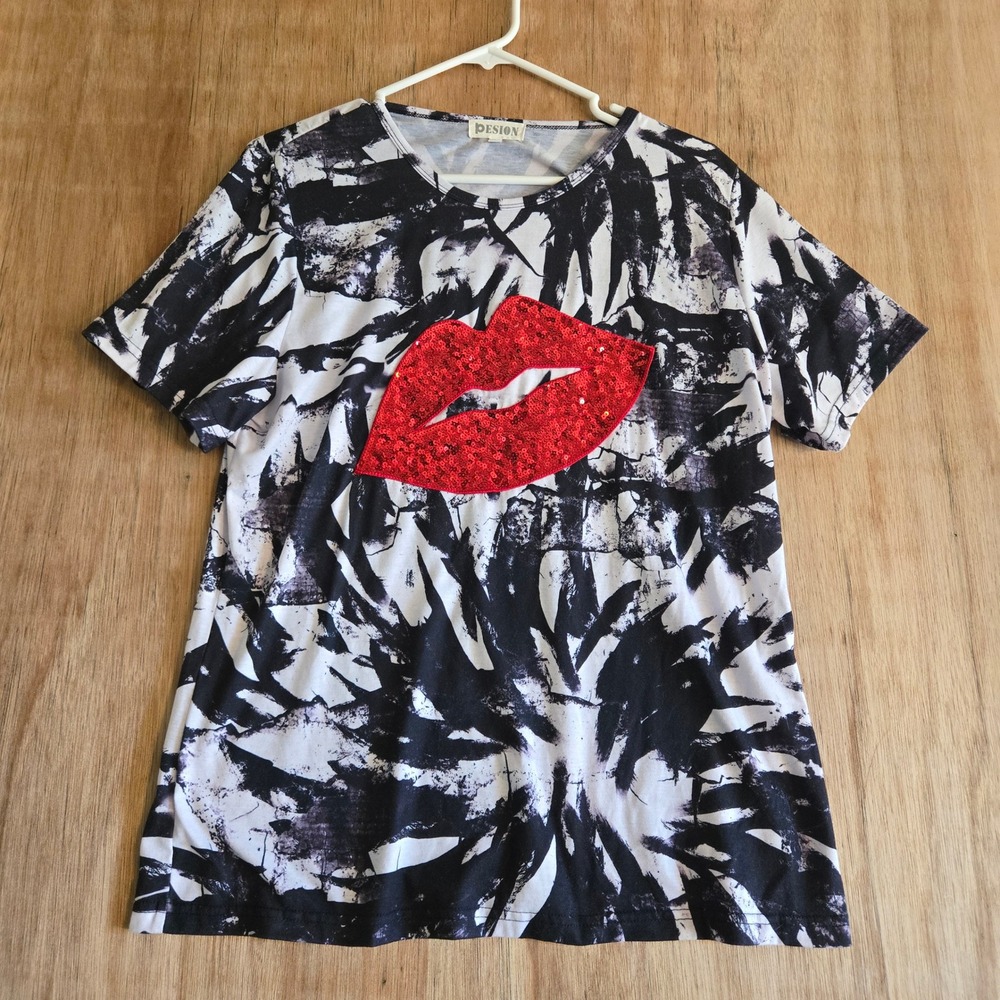 Sequin Red Lips Black White Abstract Short Sleeve T-Shirt Size L